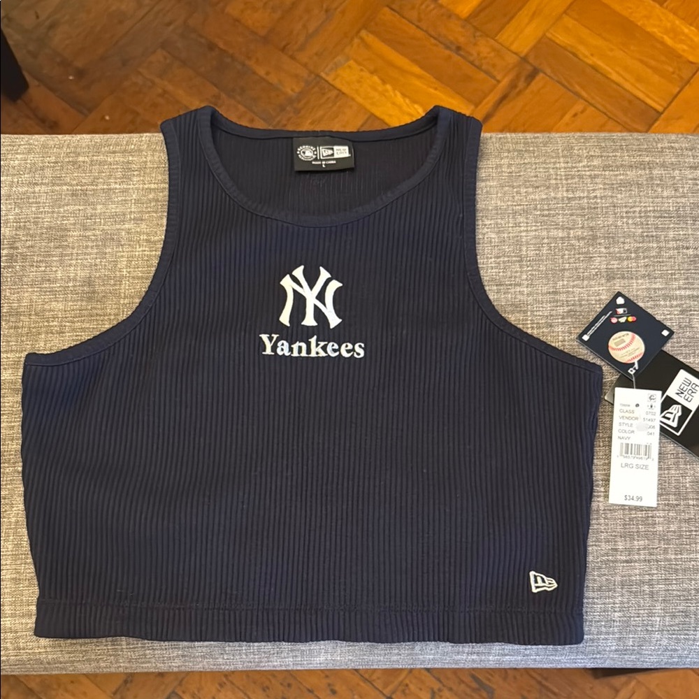 New Era Dark Blue Yankees Logo Crop Top